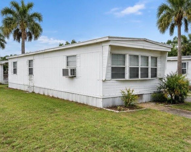 The Breeze — illustrative mobile home exterior